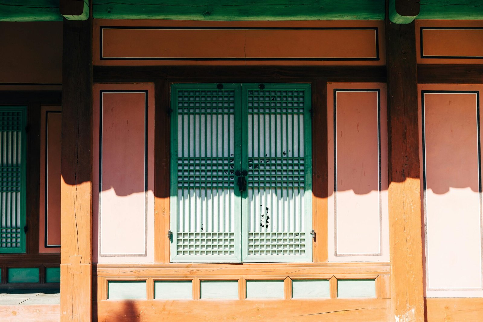 Close-up view of a traditional Korean wooden facade in Seoul, South Korea.